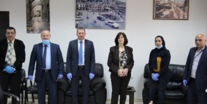 وفد من الصندوق الفلسطيني يلتقي نائب محافظة نابلس